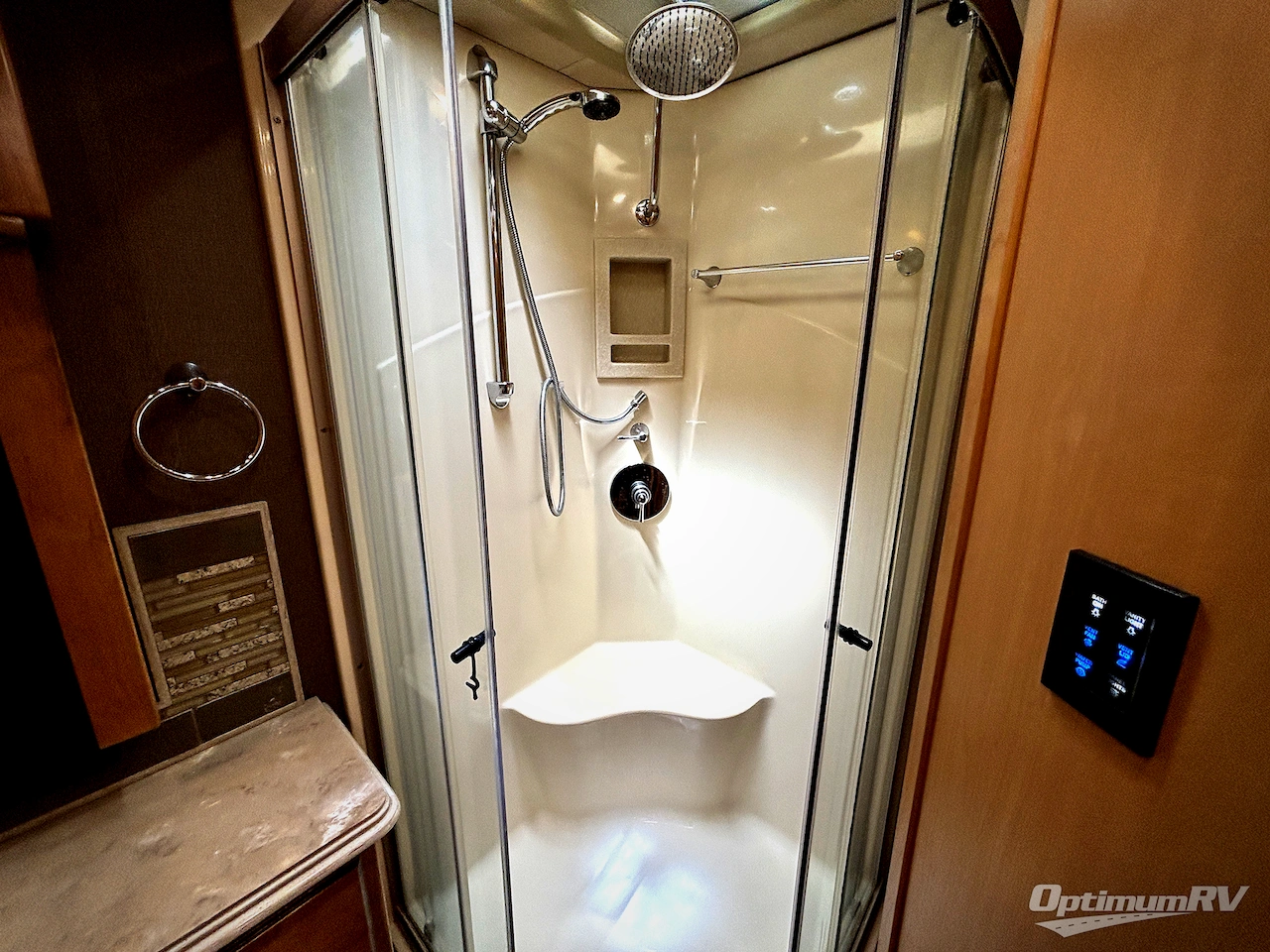 2018 Tiffin Phaeton 40 QKH Photo 19
