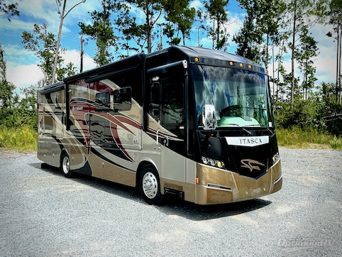Used 2014 Itasca Meridian 34B Featured Photo