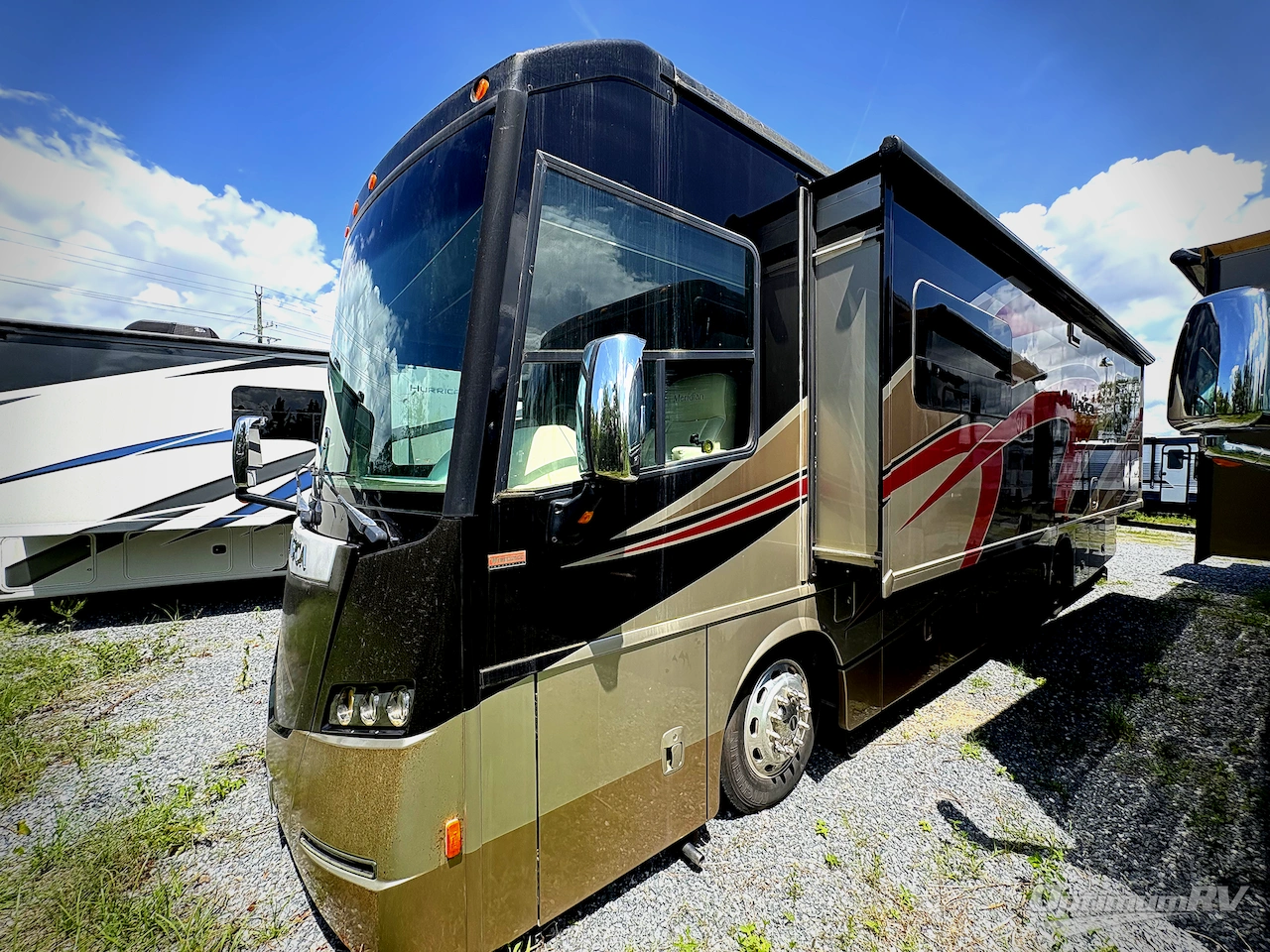 2014 Itasca Meridian 34B Photo 4