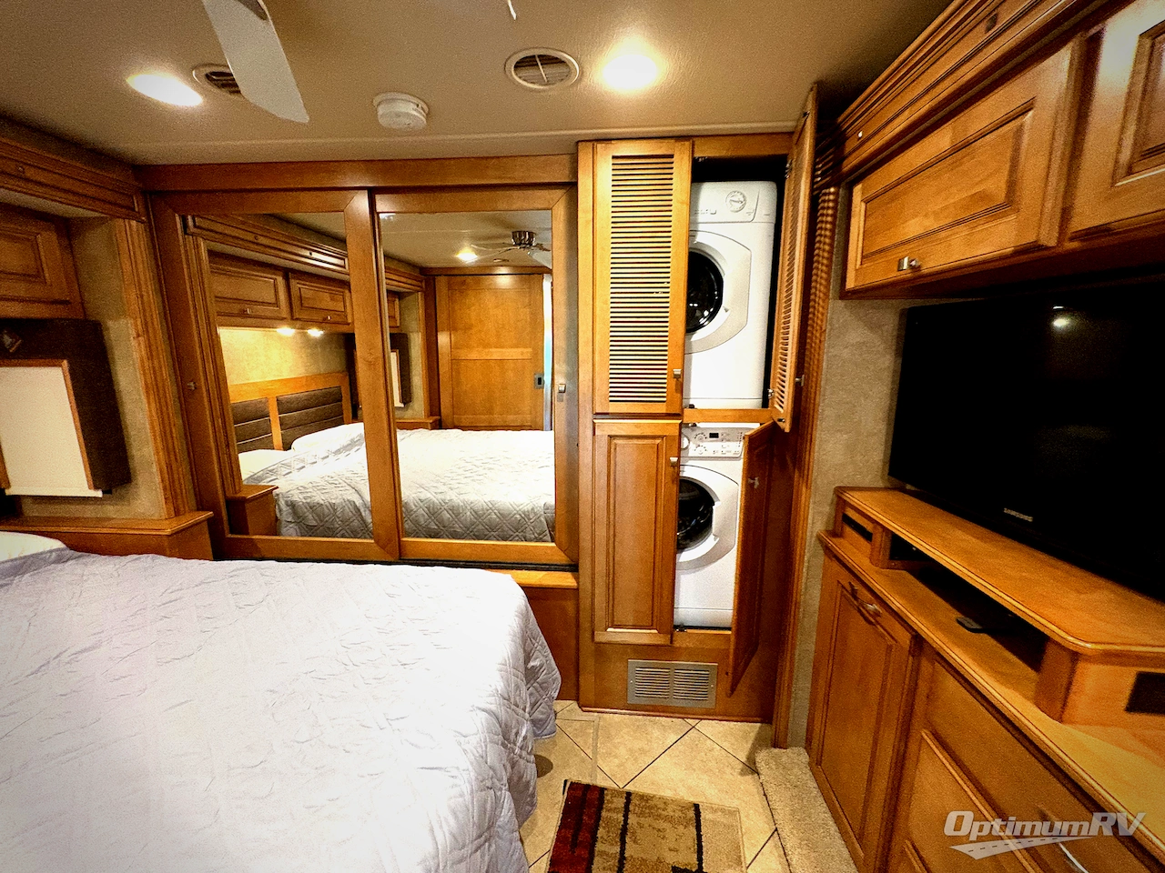 2014 Itasca Meridian 34B Photo 19