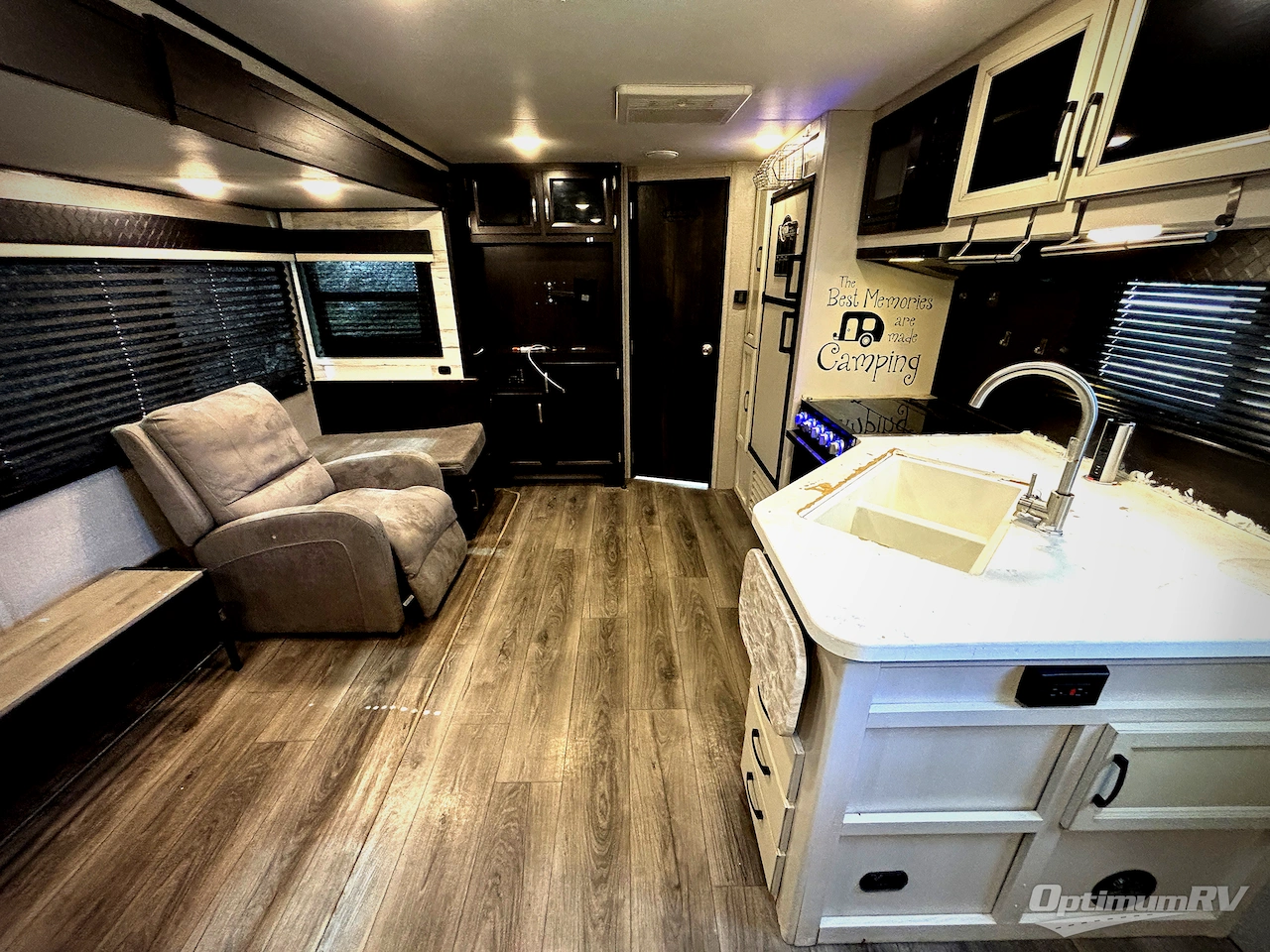 2021 Jayco Jay Feather 27RL Photo 3