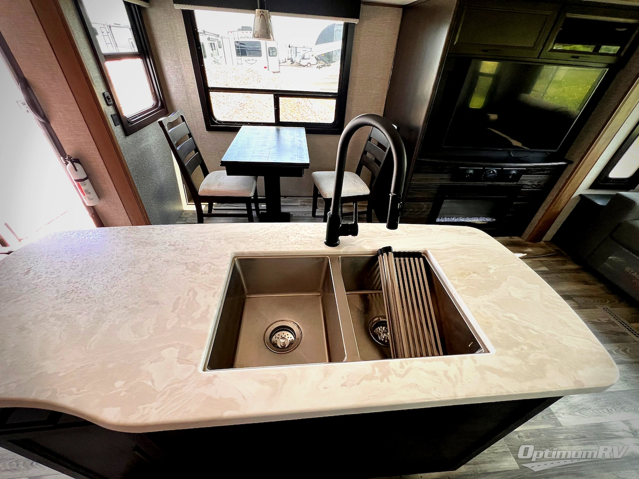 2023 Jayco Eagle HT 30.5RSOK Photo 9