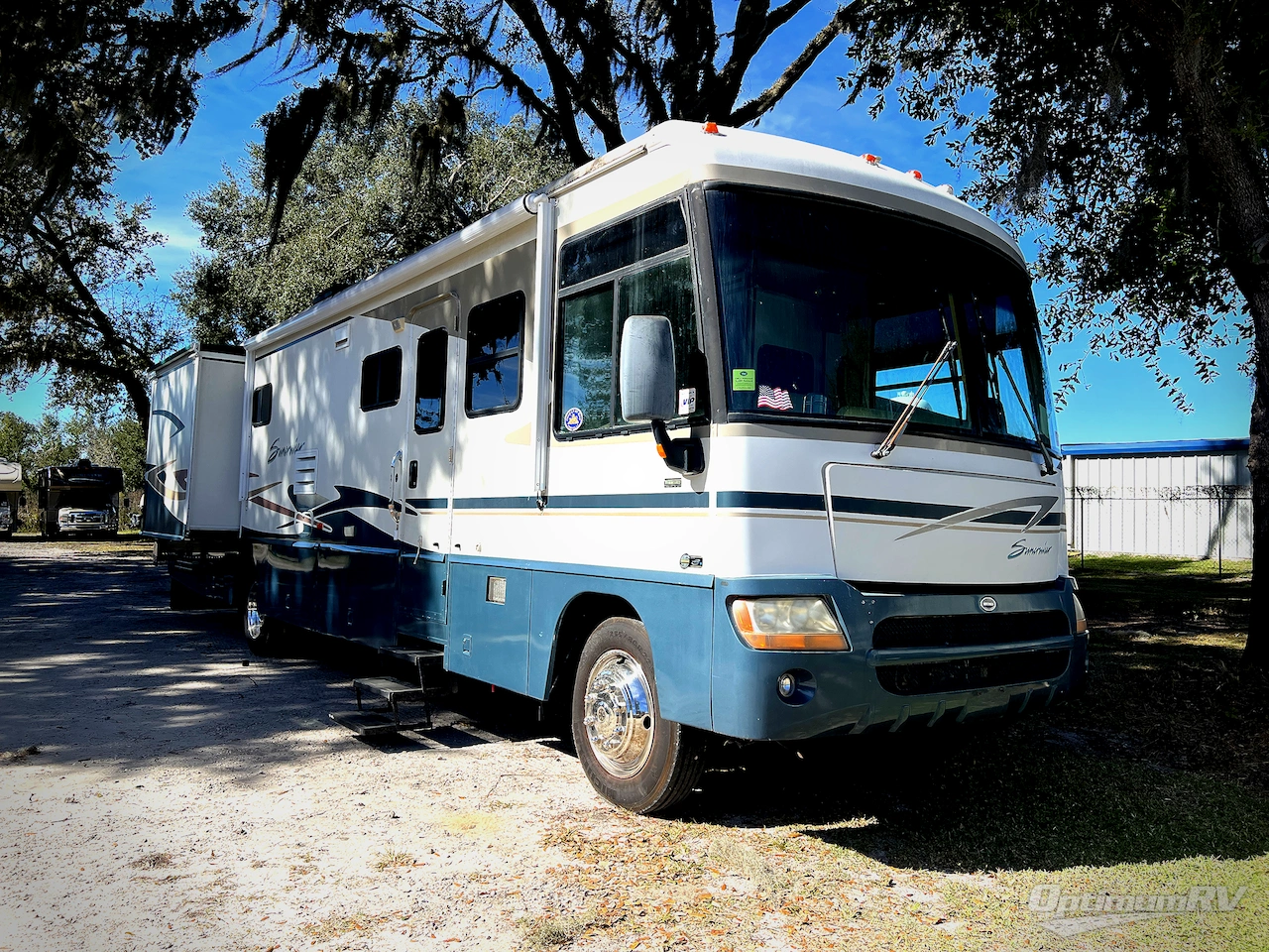 2004 Itasca Suncruiser 37B Photo 1