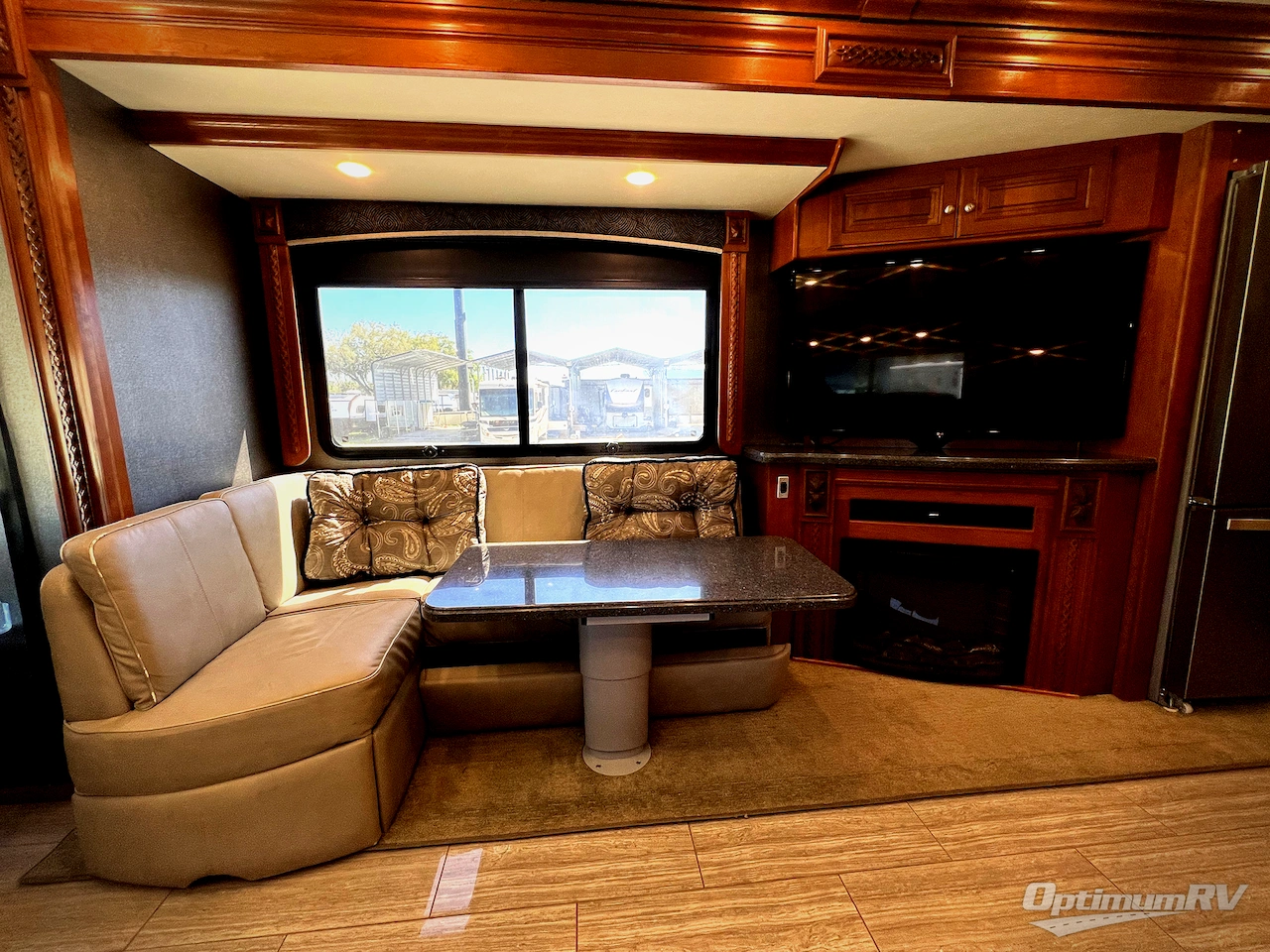 2017 Holiday Rambler Endeavor 40D Photo 9