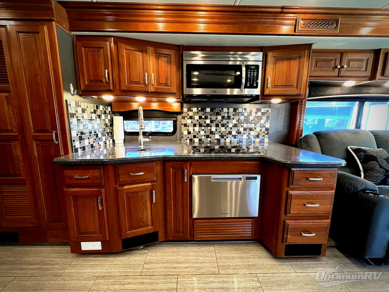 2017 Holiday Rambler Endeavor 40D Photo 12