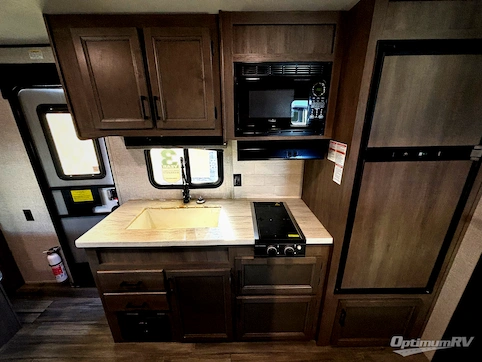 2023 Starcraft Autumn Ridge 19BH RV Photo 4