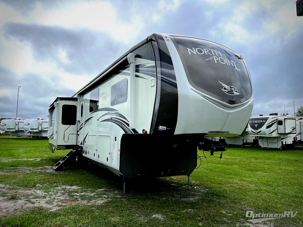 2021 Jayco North Point 377RLBH Photo 1