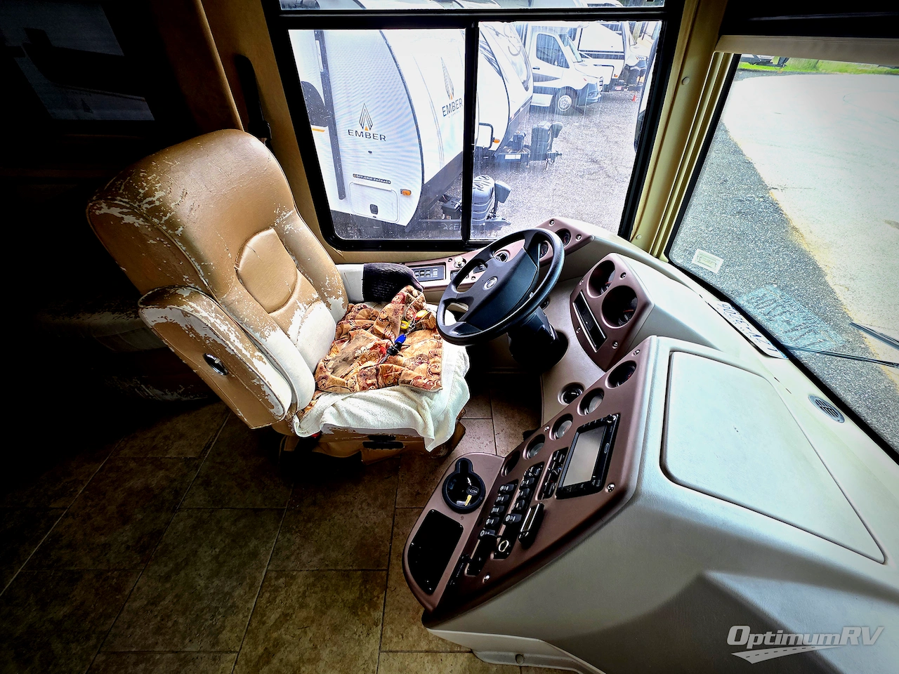 2012 Forest River Berkshire 390RB Photo 6
