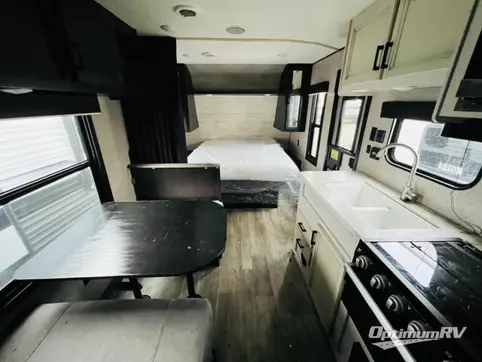 2022 Jayco Jay Flight SLX 8 224BH RV Photo 2