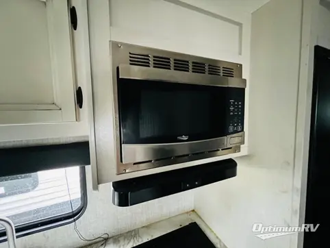 2022 Jayco Jay Flight SLX 8 224BH RV Photo 3