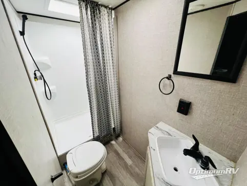 2022 Jayco Jay Flight SLX 8 224BH RV Photo 4