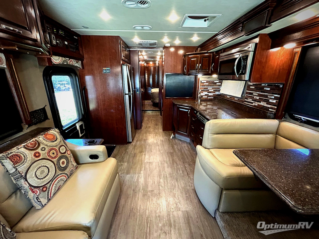 2018 Fleetwood Pace Arrow 35E Photo 4