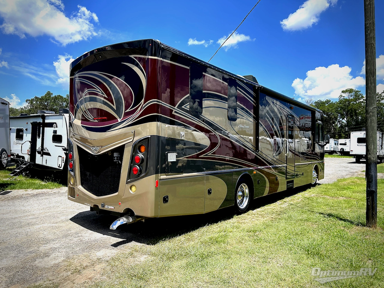 2018 Fleetwood Pace Arrow 35E Photo 2