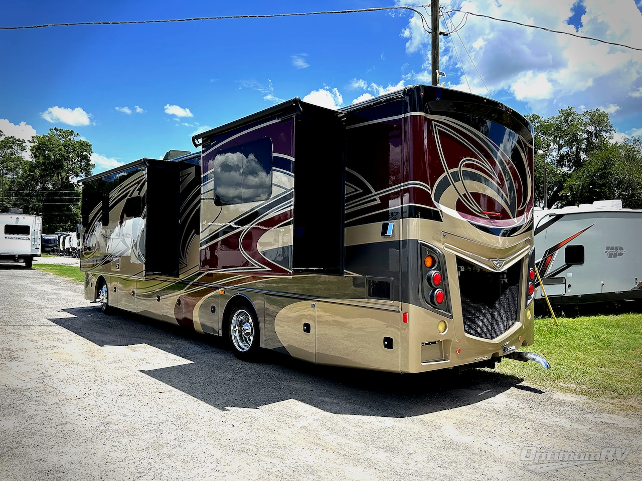 2018 Fleetwood Pace Arrow 35E Photo 3