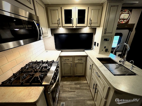 2021 Jayco Seismic 4113 RV Photo 3