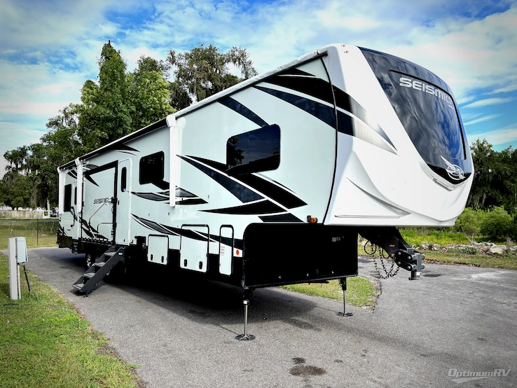 2021 Jayco Seismic 4113 RV Photo 1