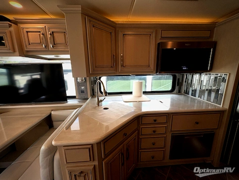 2021 Newmar New Aire 3543 RV Photo 3