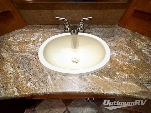 2014 Coachmen Pursuit 29 SB RV Photo 4