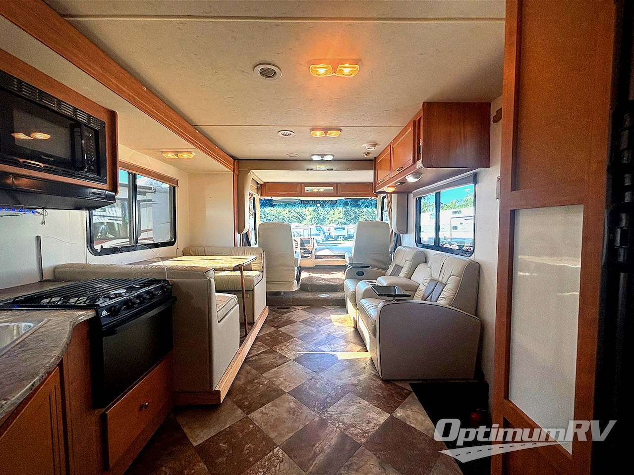 2014 Coachmen Pursuit 29 SB Photo 6