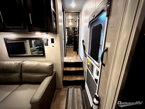 2021 Jayco Eagle 319MLOK RV Photo 2