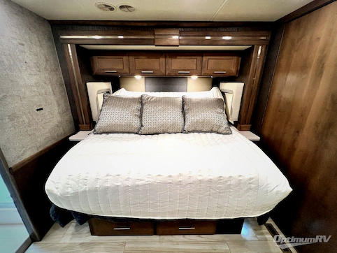 2021 Thor Aria 3901 RV Photo 3