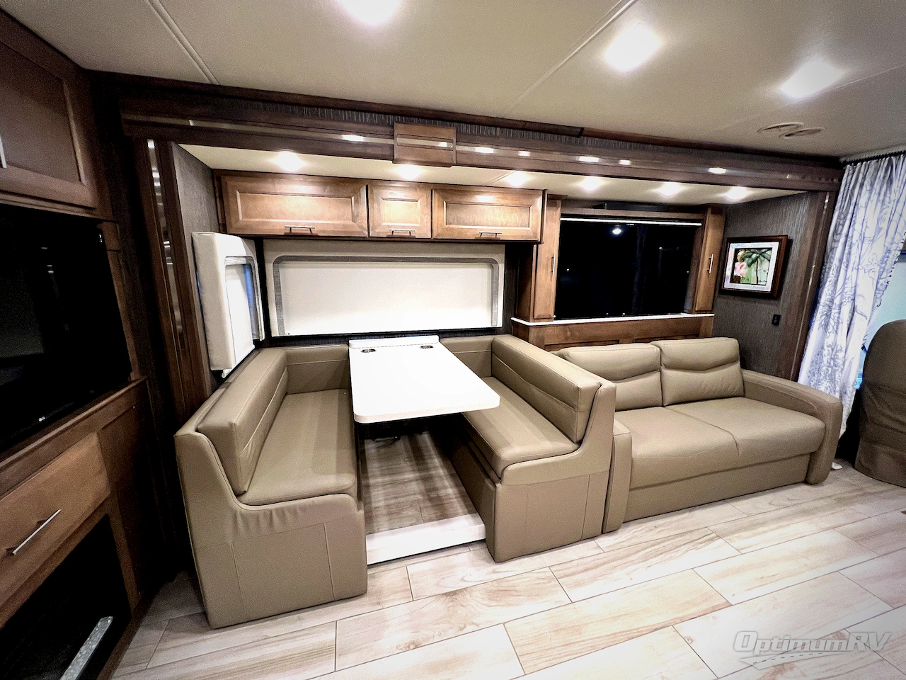 2021 Thor Aria 3901 Photo 9