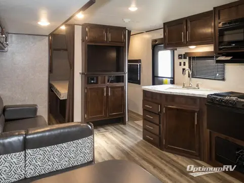 2019 Jayco Jay Flight SLX Western Edition 324BDS RV Photo 2