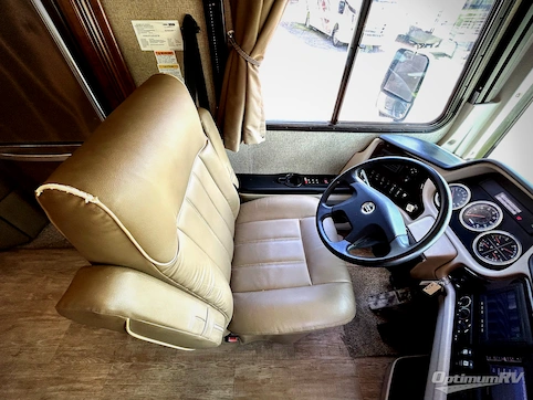 2018 Holiday Rambler Navigator XE 36U RV Photo 2