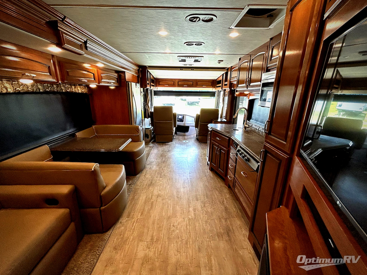 2018 Holiday Rambler Navigator XE 36U Photo 5
