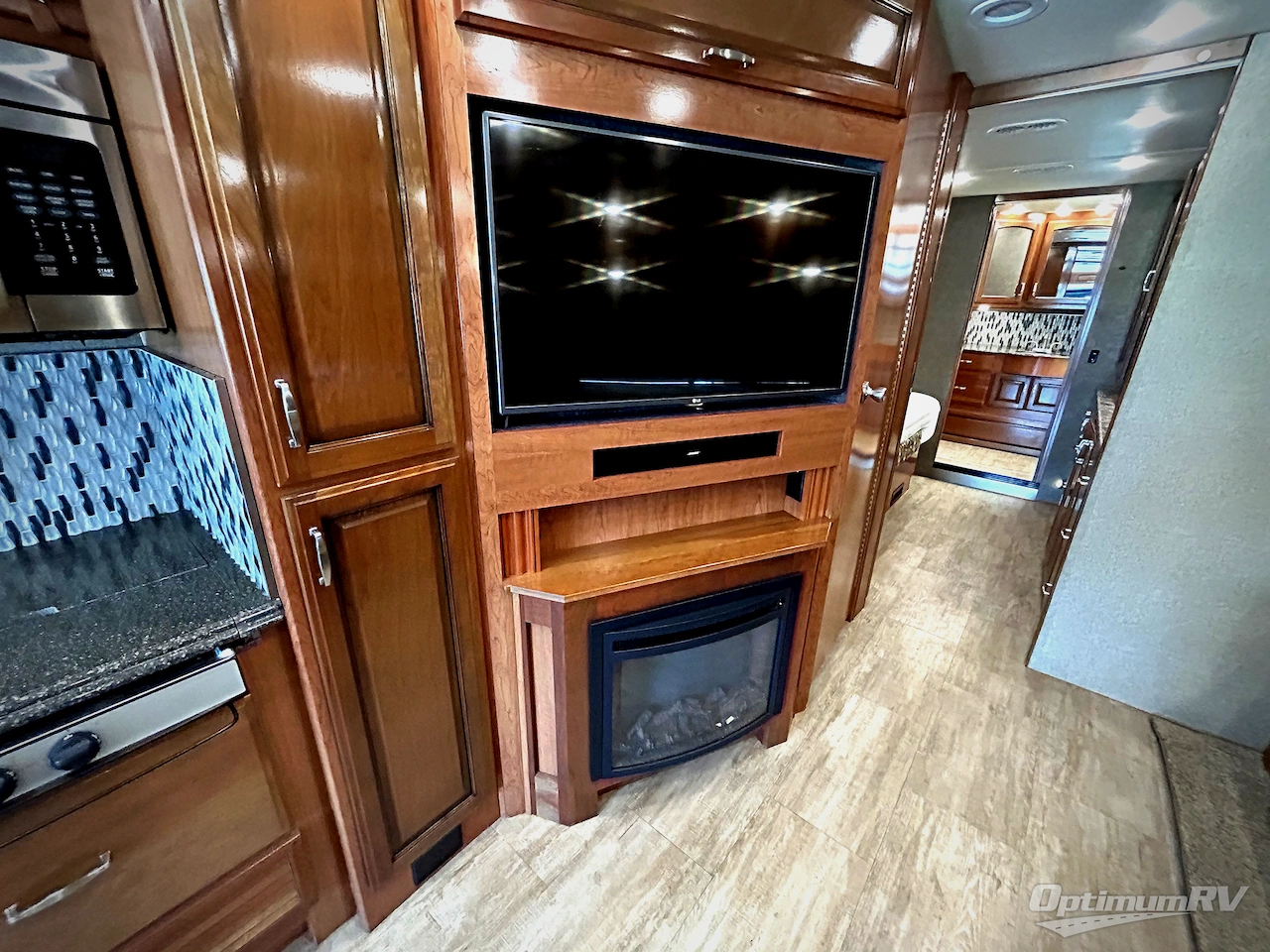 2018 Holiday Rambler Navigator XE 36U Photo 14