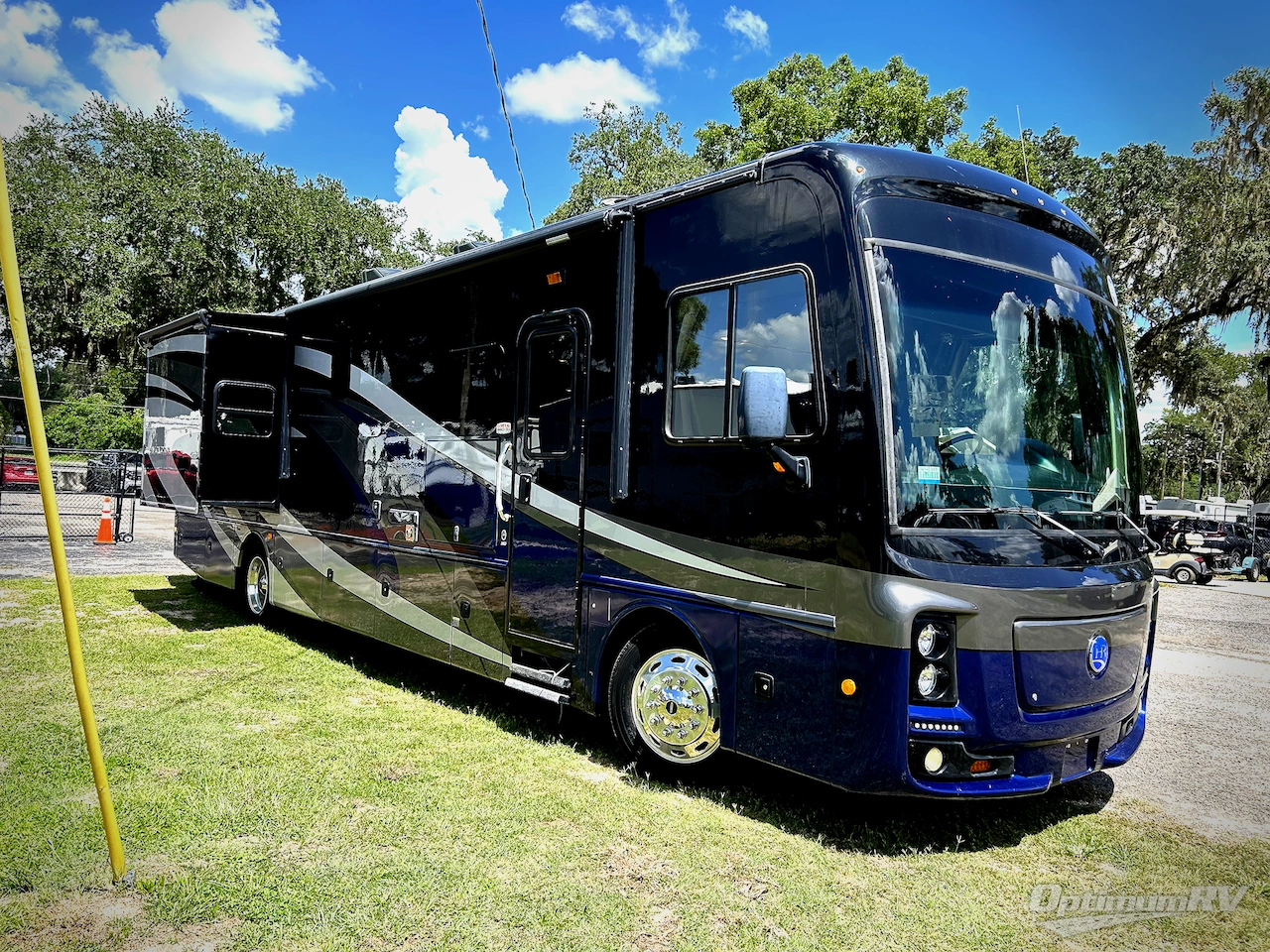 2018 Holiday Rambler Navigator XE 36U Photo 1