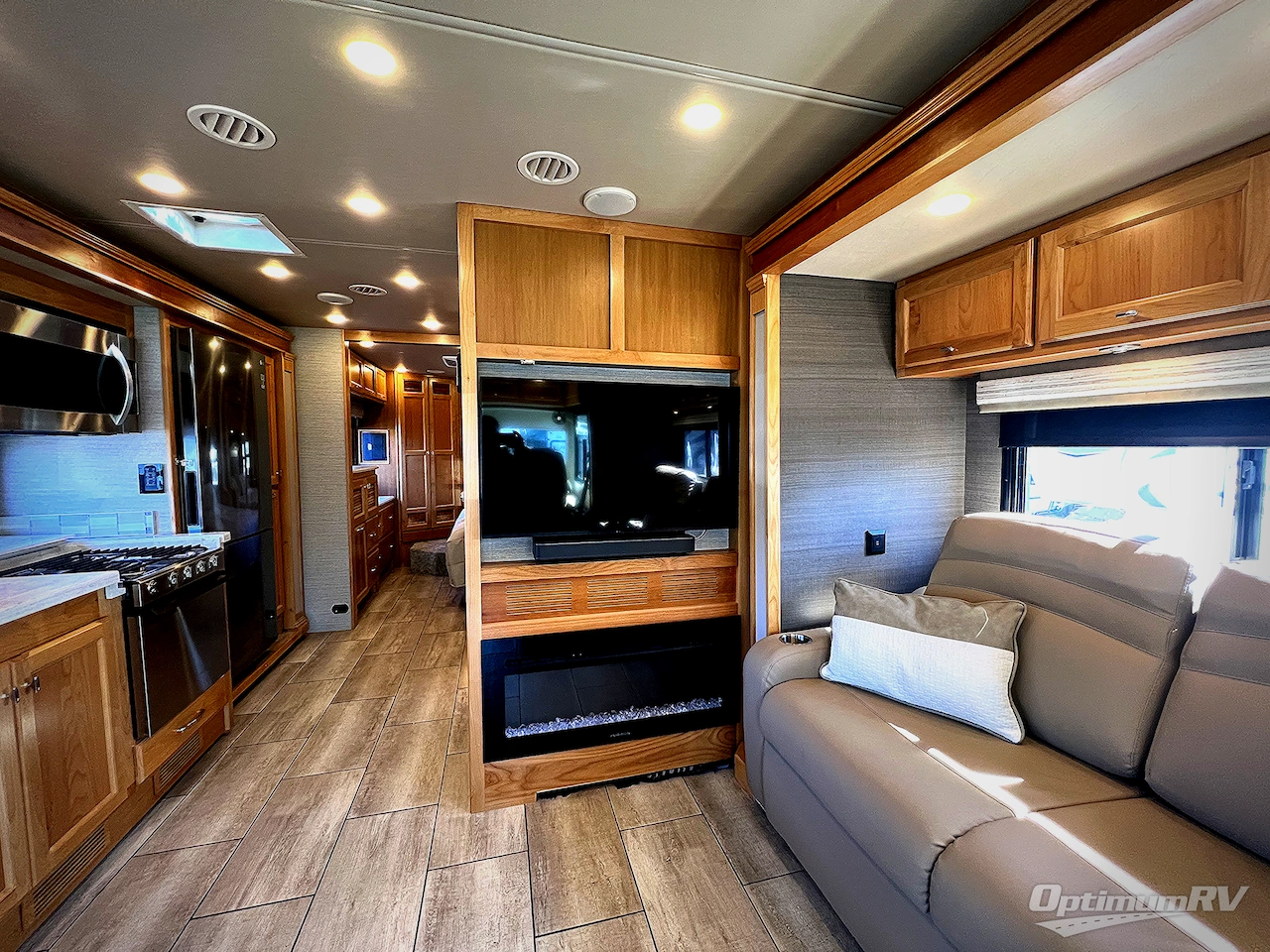 2022 Tiffin Allegro RED 340 33 AL Photo 10