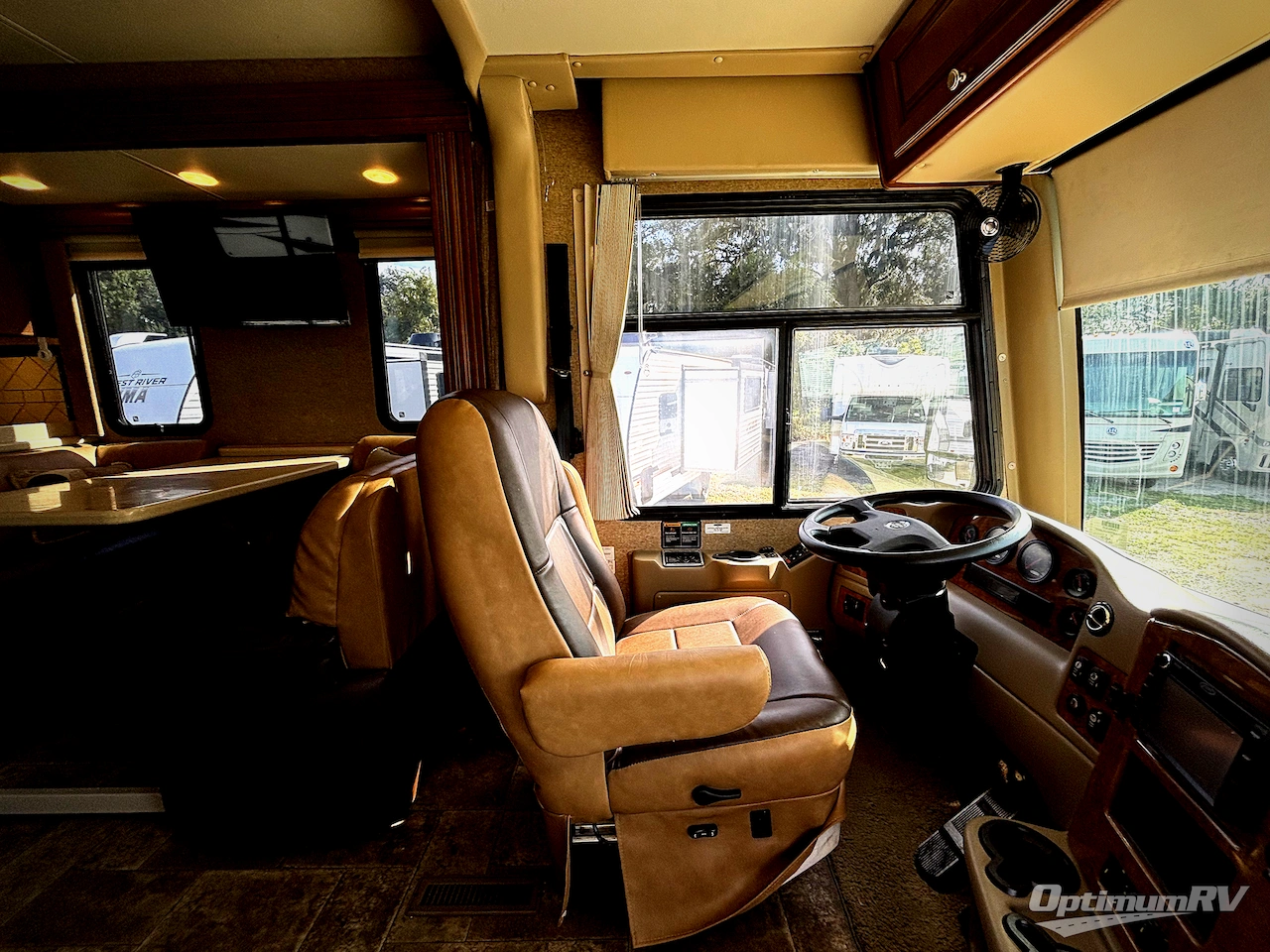 2014 Thor Palazzo 33 2 Photo 7