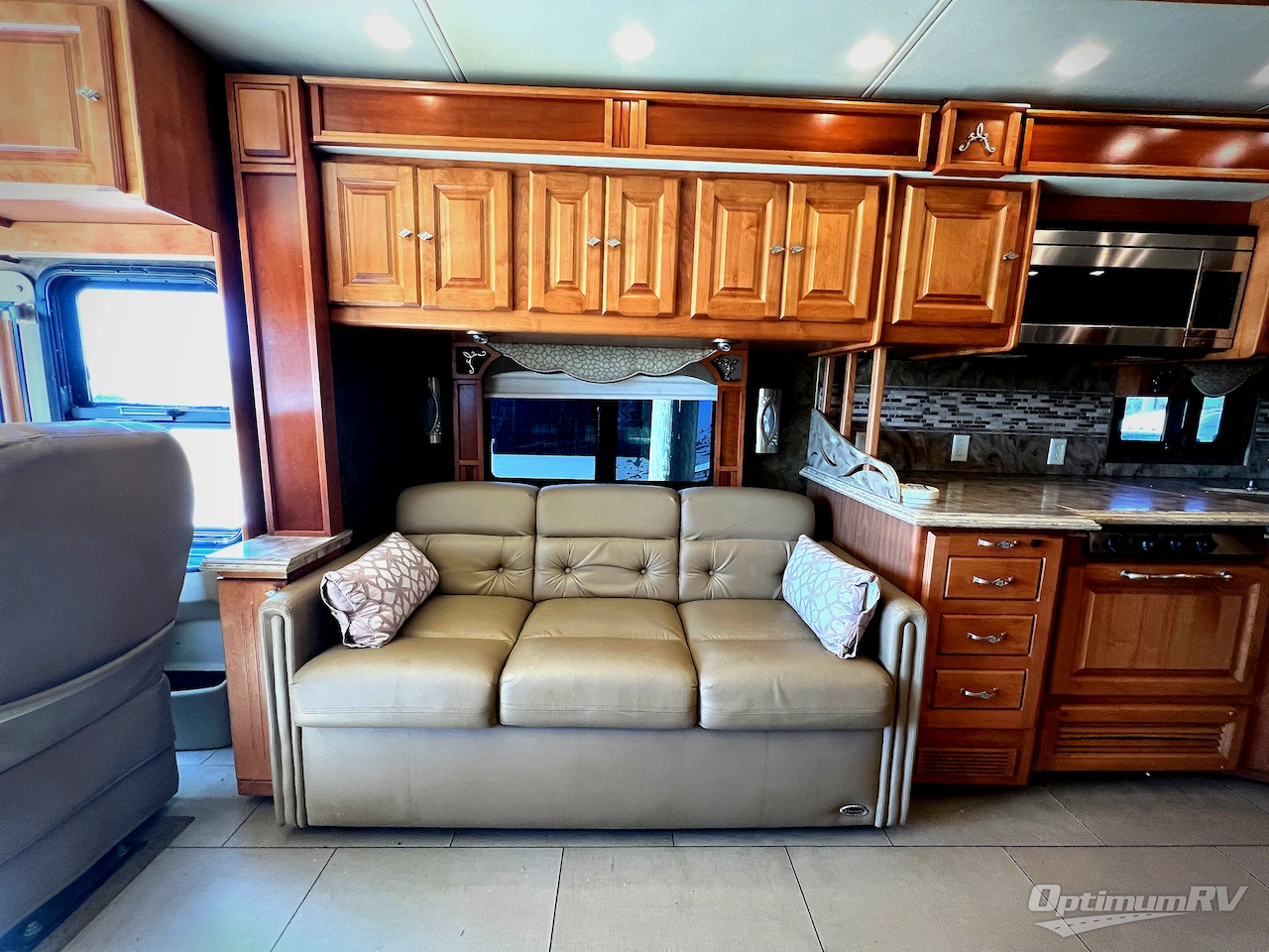 2014 Tiffin Phaeton 40QTH Photo 8