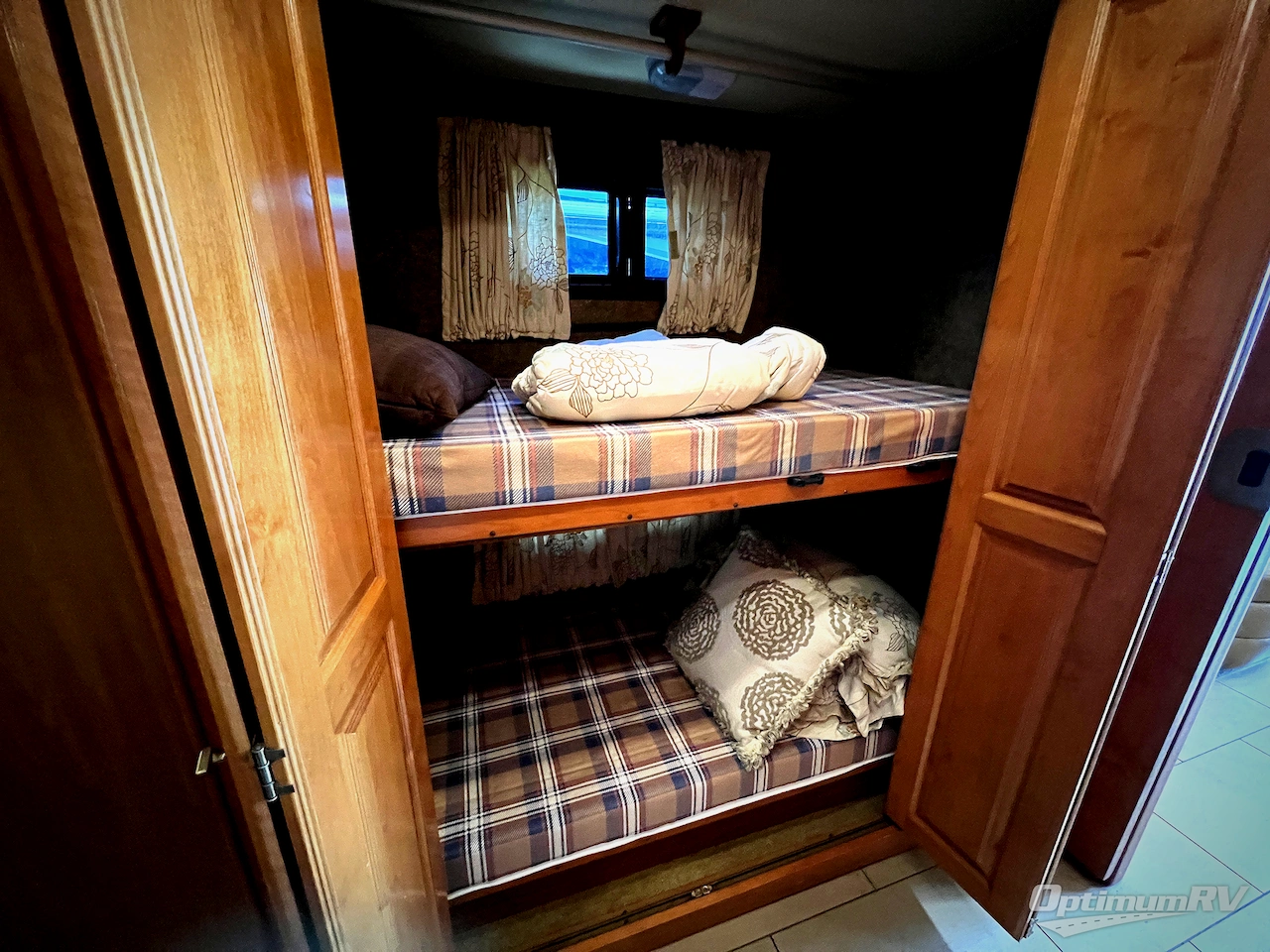 2014 Tiffin Phaeton 40QTH Photo 21