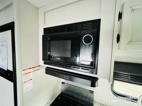 2022 Jayco Jay Flight SLX 264BH RV Photo 3