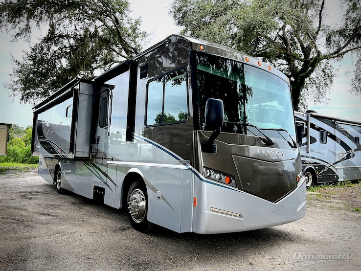2015 Itasca Solei 34T RV Photo 1