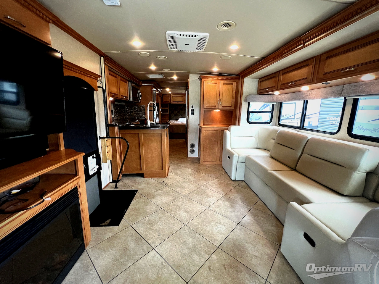 2015 Itasca Solei 34T Photo 4