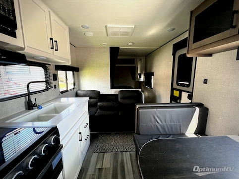 2024 Jayco Jay Flight SLX 260BH RV Photo 2