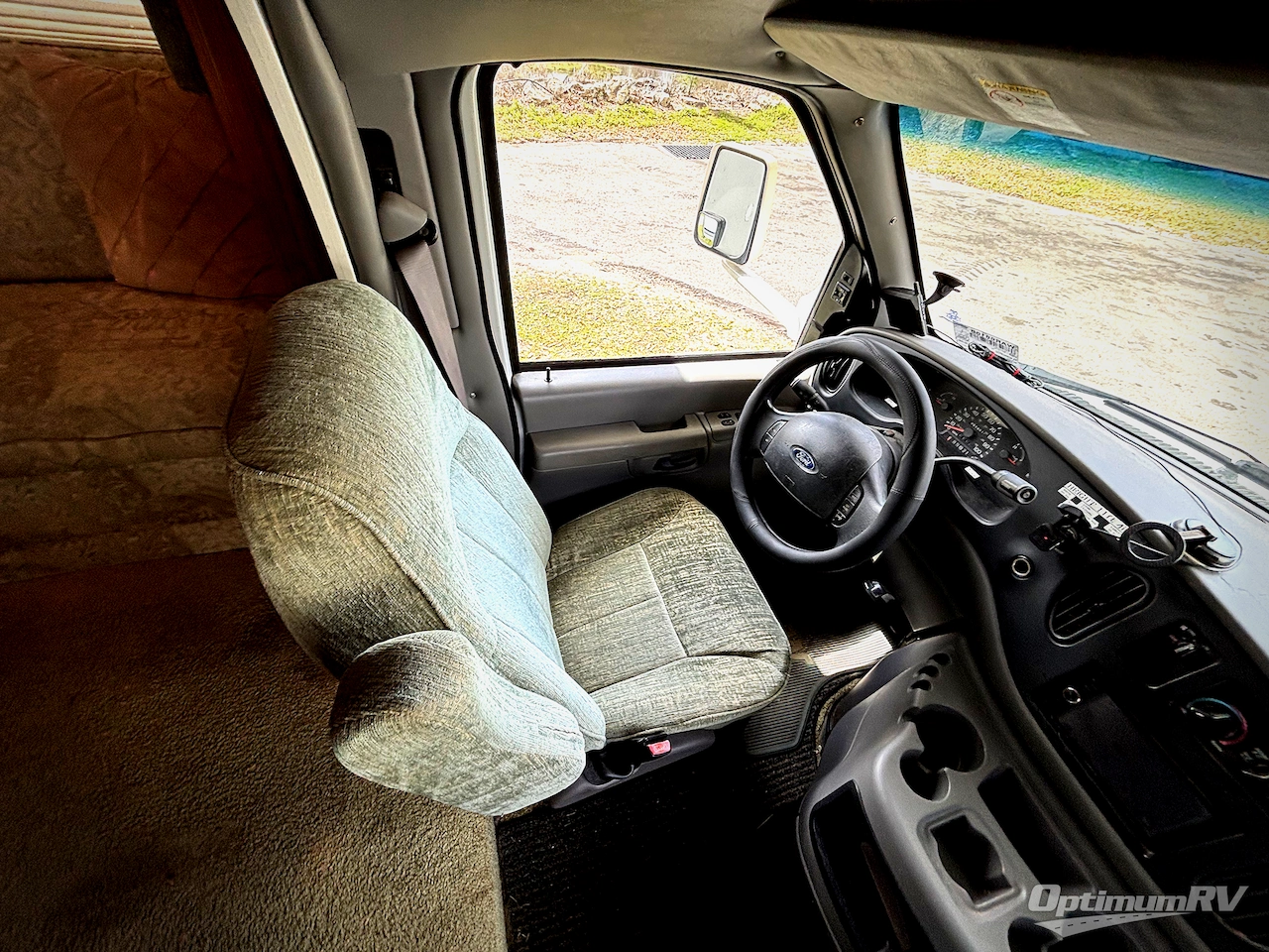 2002 Winnebago Minnie Winnie 329B Photo 7