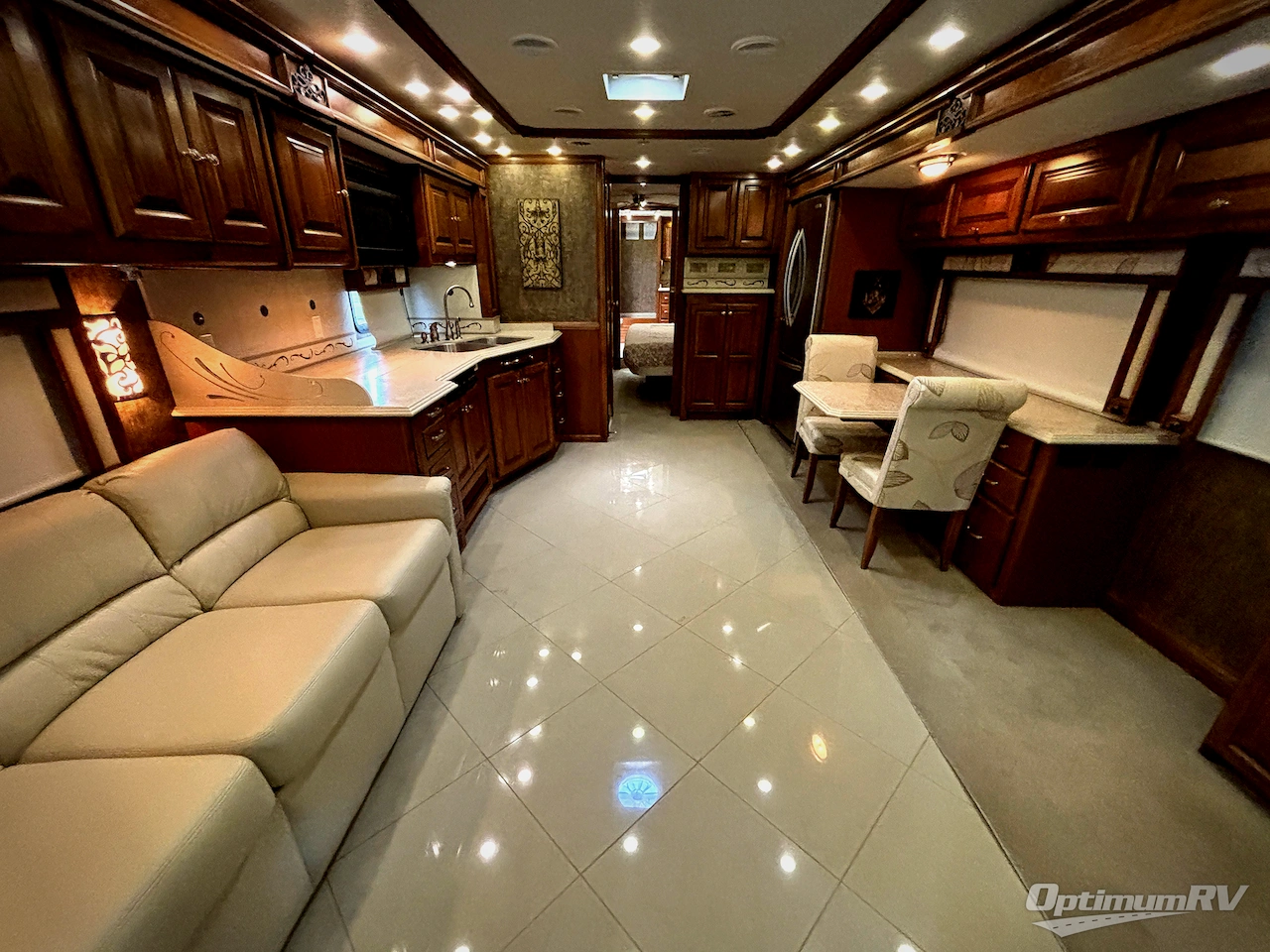 2012 Tiffin Phaeton 40 QBH Photo 4