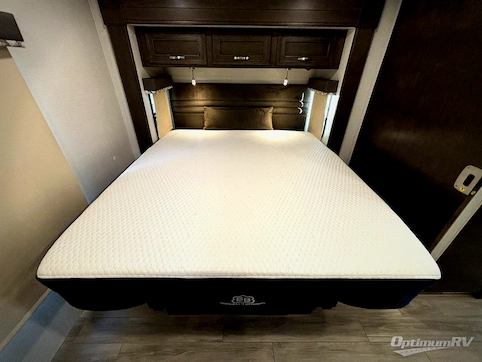 2024 Jayco Seneca Prestige 37M RV Photo 4