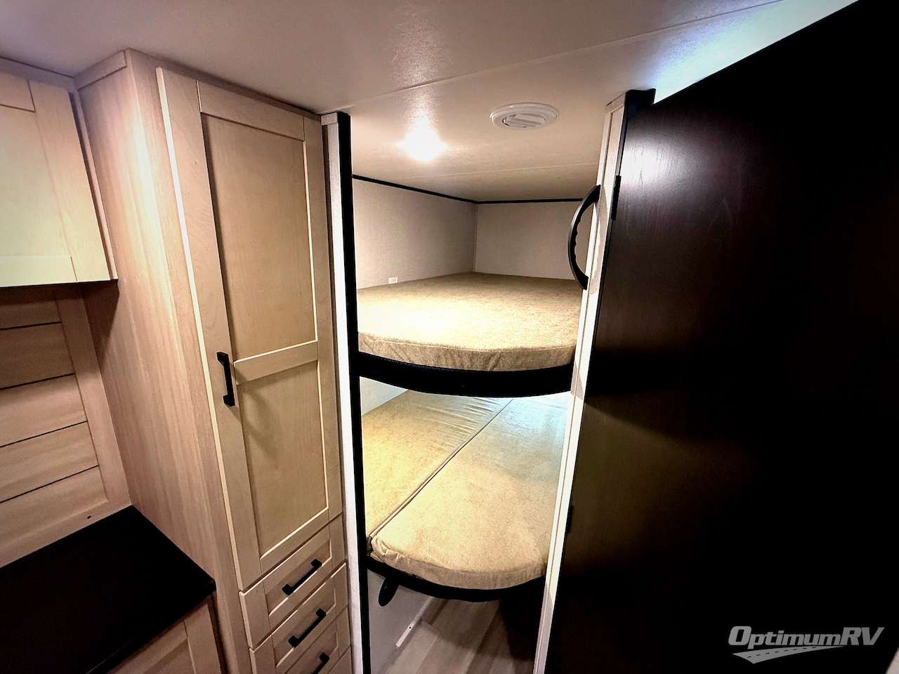 2026 Heartland Prowler 2802BHS Photo 14