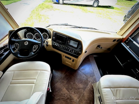 2014 Newmar Dutch Star 4369 RV Photo 2