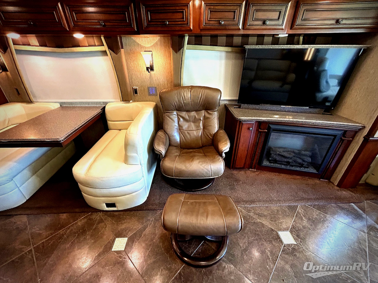2014 Newmar Dutch Star 4369 Photo 14