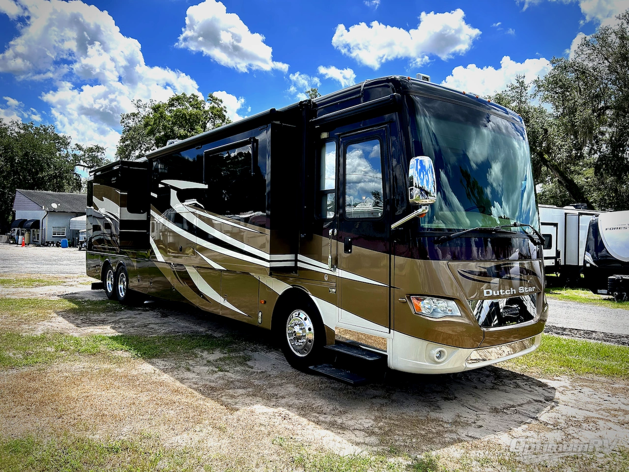 2014 Newmar Dutch Star 4369 Photo 1